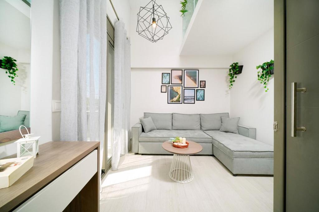 Theros By The Sea Apartment *
