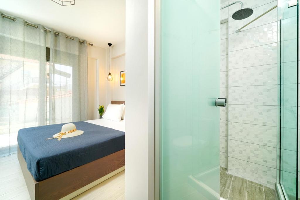Theros By The Sea Apartment *