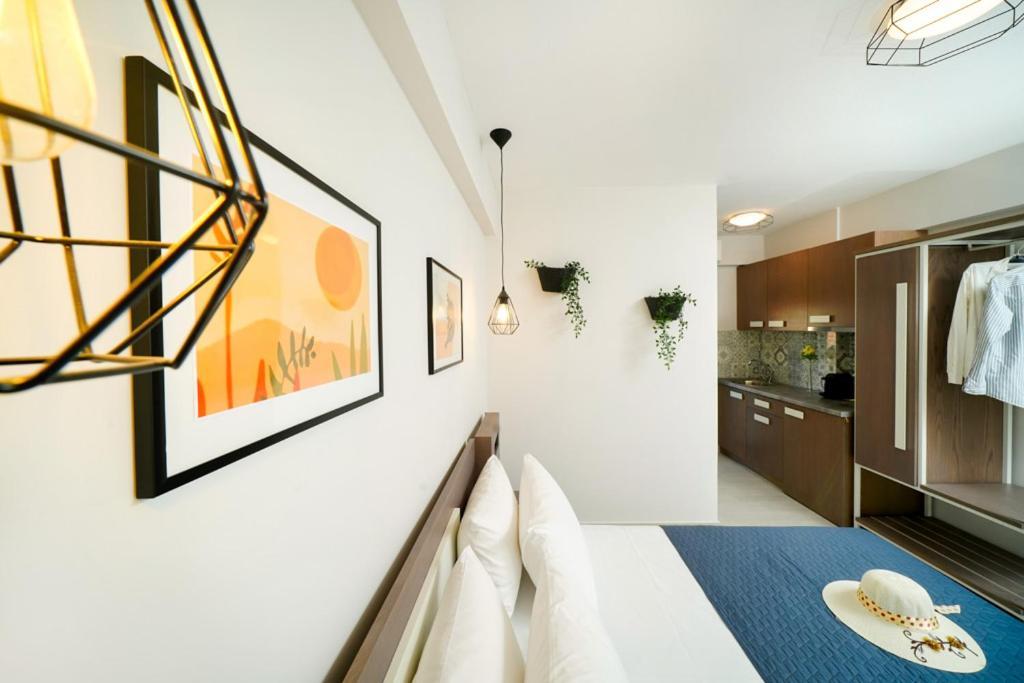 Theros By The Sea Apartment Olympiada